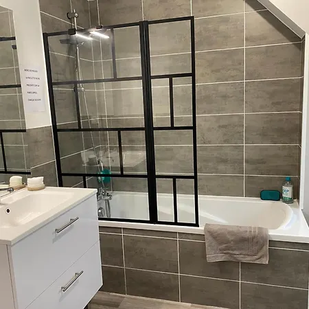 Holiday home Maison Recente A 15 Minutes Du Circuit Des 24 Du Mans Etival-les-le-Mans