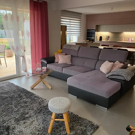 Maison Recente A 15 Minutes Du Circuit Des 24 Du Mans